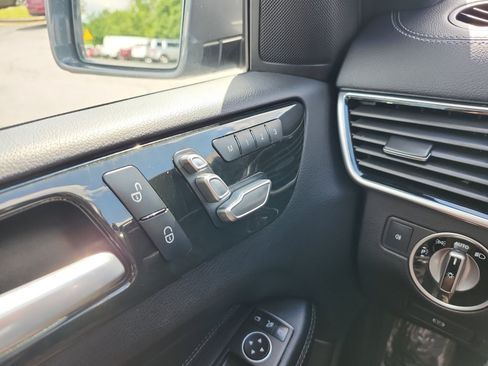 Used 2018 Mercedes-Benz GLS 450 4MATIC image 27