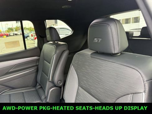 New 2026 Buick Enclave Sport Touring w/ Power Package image 8