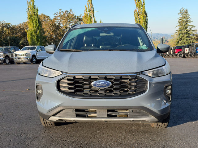 Certified 2025 Ford Escape ST-Line Select AWD/4WD image 10