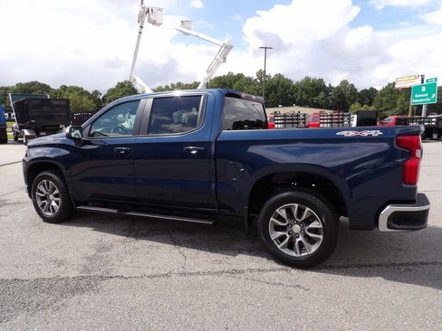 Used 2021 Chevrolet Silverado 1500 LT image 4
