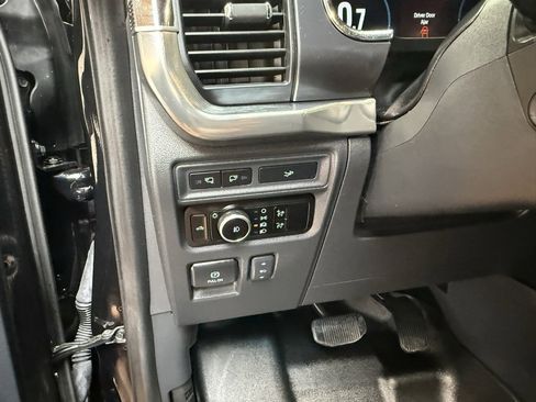 Used 2023 Ford F150 Lariat w/ Equipment Group 502A High image 25