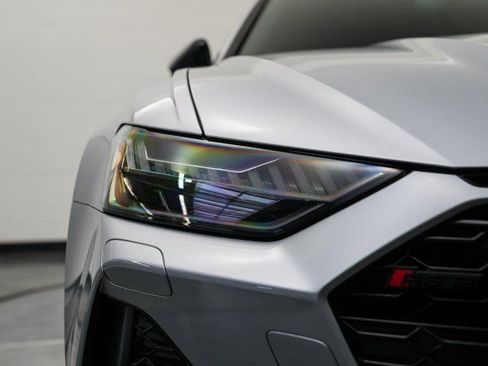 Used 2024 Audi RS 6 performance image 13