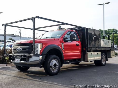Used 2019 Ford F550 2WD Regular Cab Super Duty image 2