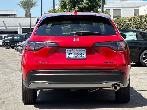 Certified 2026 Honda HR-V Sport image 5