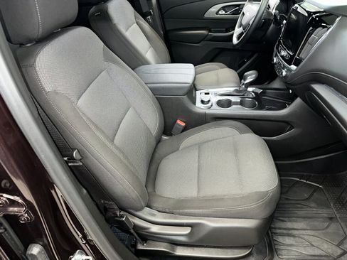 Certified 2023 Chevrolet Traverse LT image 35