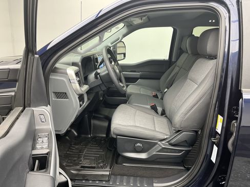 Used 2024 Ford F250 XL w/ STX Appearance Package image 3