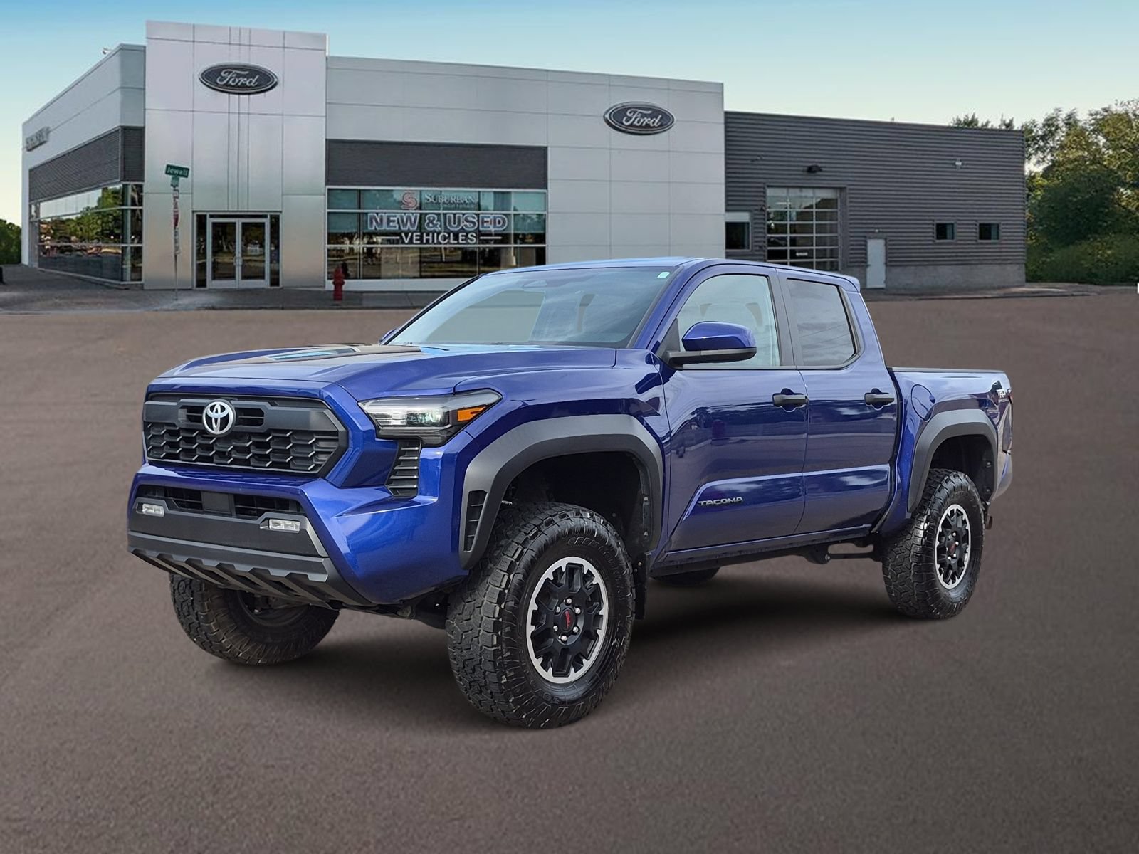 Used 2024 Toyota Tacoma TRD Off-Road AWD/4WD image 5
