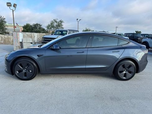 Used 2022 Tesla Model 3 Long Range AWD/4WD image 8