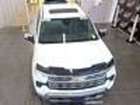Used 2024 Chevrolet Silverado 1500 LTZ w/ LTZ Convenience Package II AWD/4WD image 12