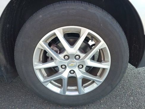 Used 2022 Chevrolet Equinox LT AWD/4WD image 6