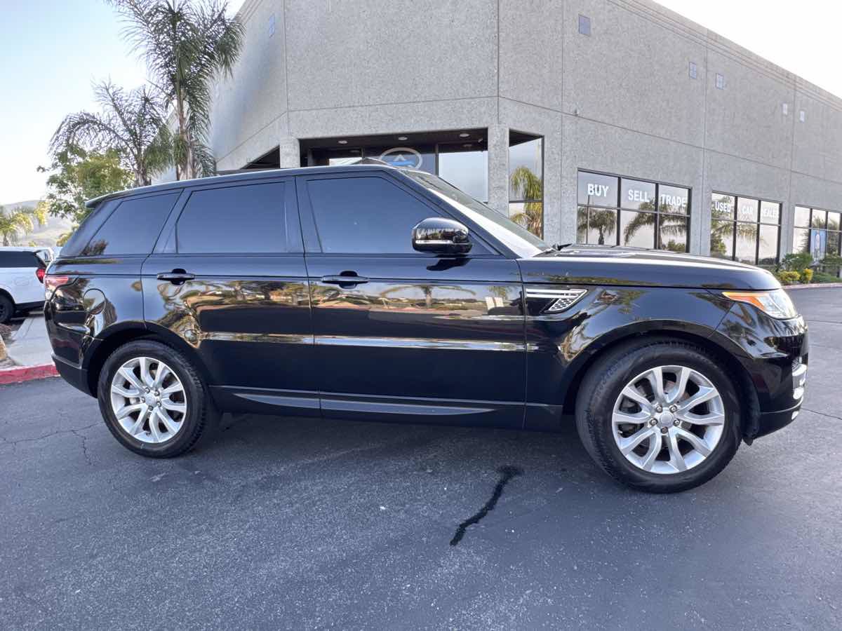Used 2016 Land Rover Range Rover Sport HSE AWD/4WD image 9