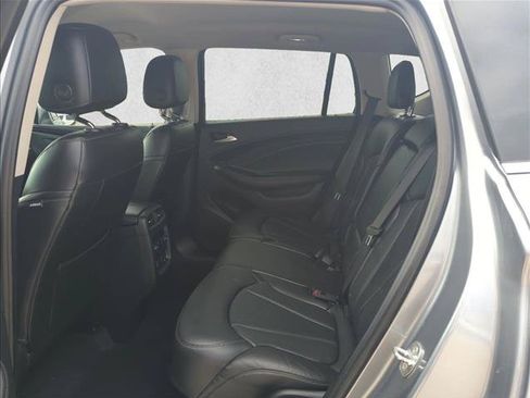 Used 2020 Buick Envision Essence FWD image 18