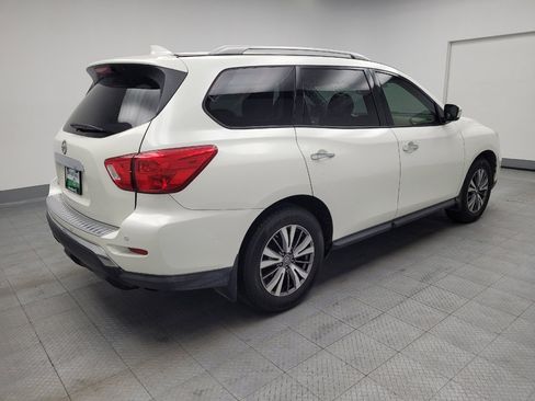 Used 2019 Nissan Pathfinder SV w/ Cargo Package image 9