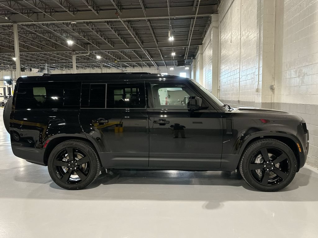 New 2026 Land Rover Defender 130 S AWD/4WD image 4