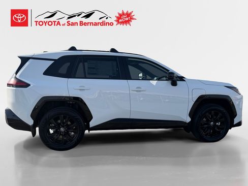 New 2026 Toyota RAV4 SE image 6
