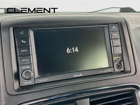 Used 2017 Dodge Grand Caravan SE FWD image 19