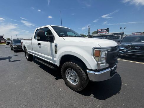 Used 2022 Ford F350 XL w/ Power Equipment Group AWD/4WD image 1