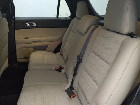 Used 2015 Ford Explorer 4WD image 18