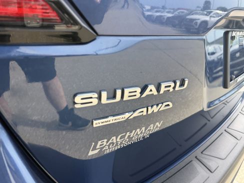 Used 2022 Subaru Outback Premium AWD/4WD image 9