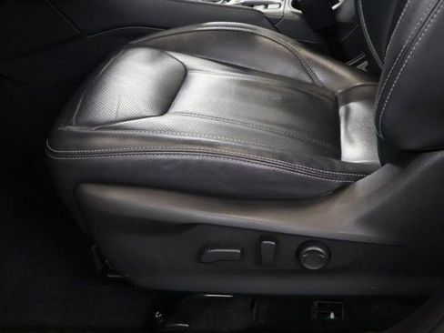 Used 2021 Subaru Forester Touring image 14