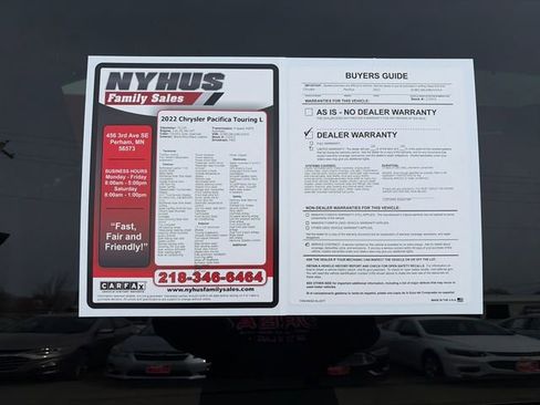 Used 2022 Chrysler Pacifica Touring-L image 54