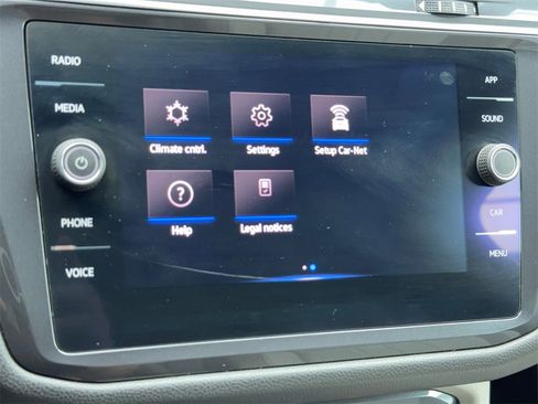 Used 2022 Volkswagen Tiguan SE R-Line image 26