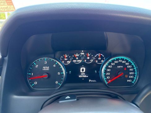 Used 2017 GMC Yukon Denali w/ Open Road Package RWD image 32