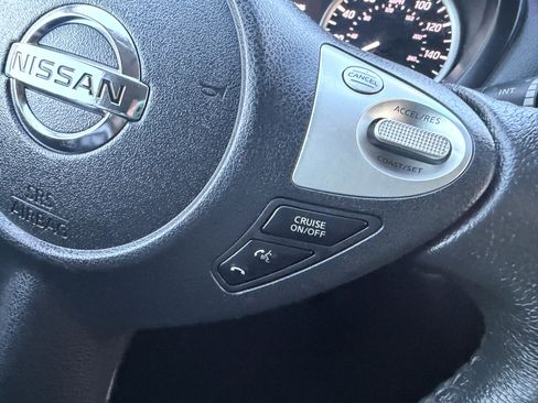 Used 2016 Nissan Sentra SL image 29