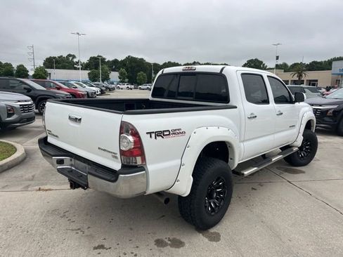 Used 2012 Toyota Tacoma PreRunner w/ TRD Off-Road Pkg RWD image 9