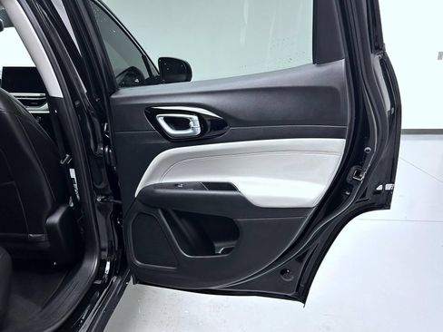 Used 2022 Jeep Compass Limited AWD/4WD image 18