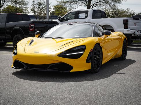 Used 2021 McLaren 720S Luxury image 7