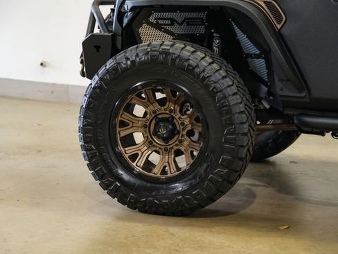 Used 2024 Jeep Wrangler Unlimited Sport image 6