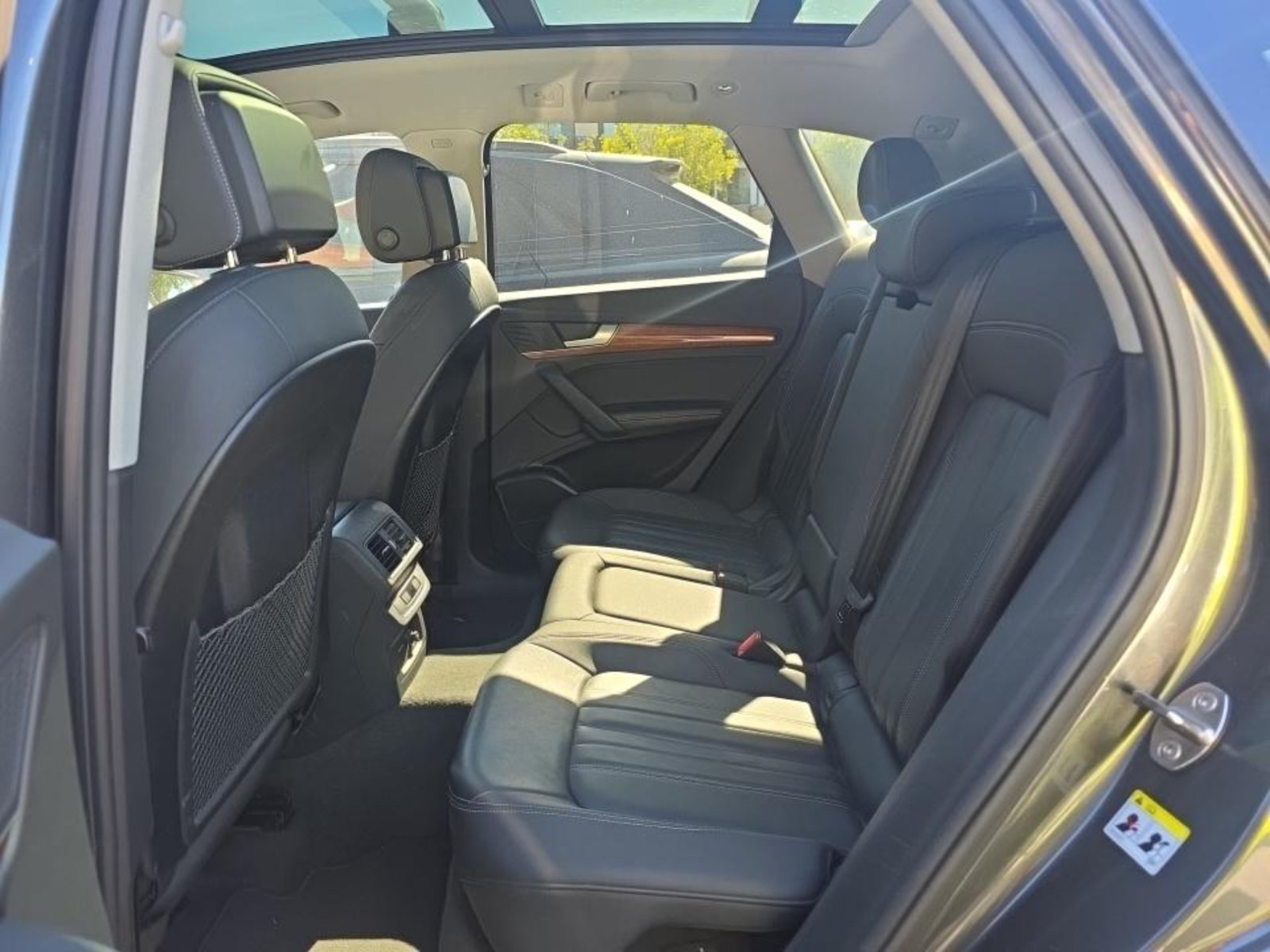 Used 2023 Audi Q5 2.0T Premium Plus w/ Premium Plus Package AWD/4WD image 4