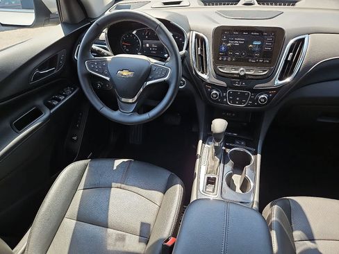 Used 2024 Chevrolet Equinox Premier FWD image 10