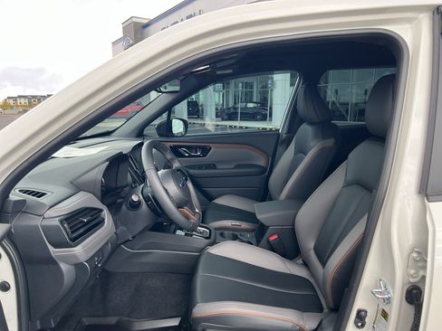 Used 2025 Subaru Forester Sport AWD/4WD image 10