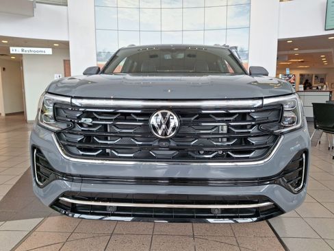 New 2026 Volkswagen Atlas Cross Sport SEL Premium R-Line AWD/4WD image 2