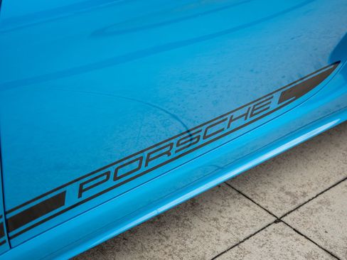 Certified 2021 Porsche 718 Cayman GT4 RWD image 16