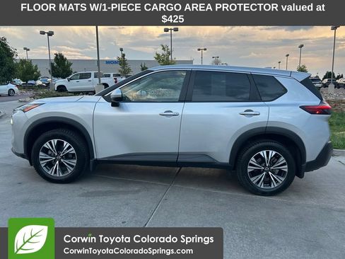 Used 2022 Nissan Rogue SV AWD/4WD image 4
