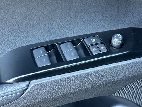 Used 2025 Toyota Camry XSE FWD image 13