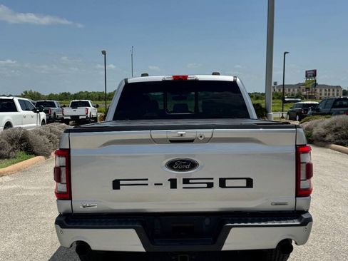Used 2022 Ford F150 Lariat w/ Equipment Group 502A High AWD/4WD image 9