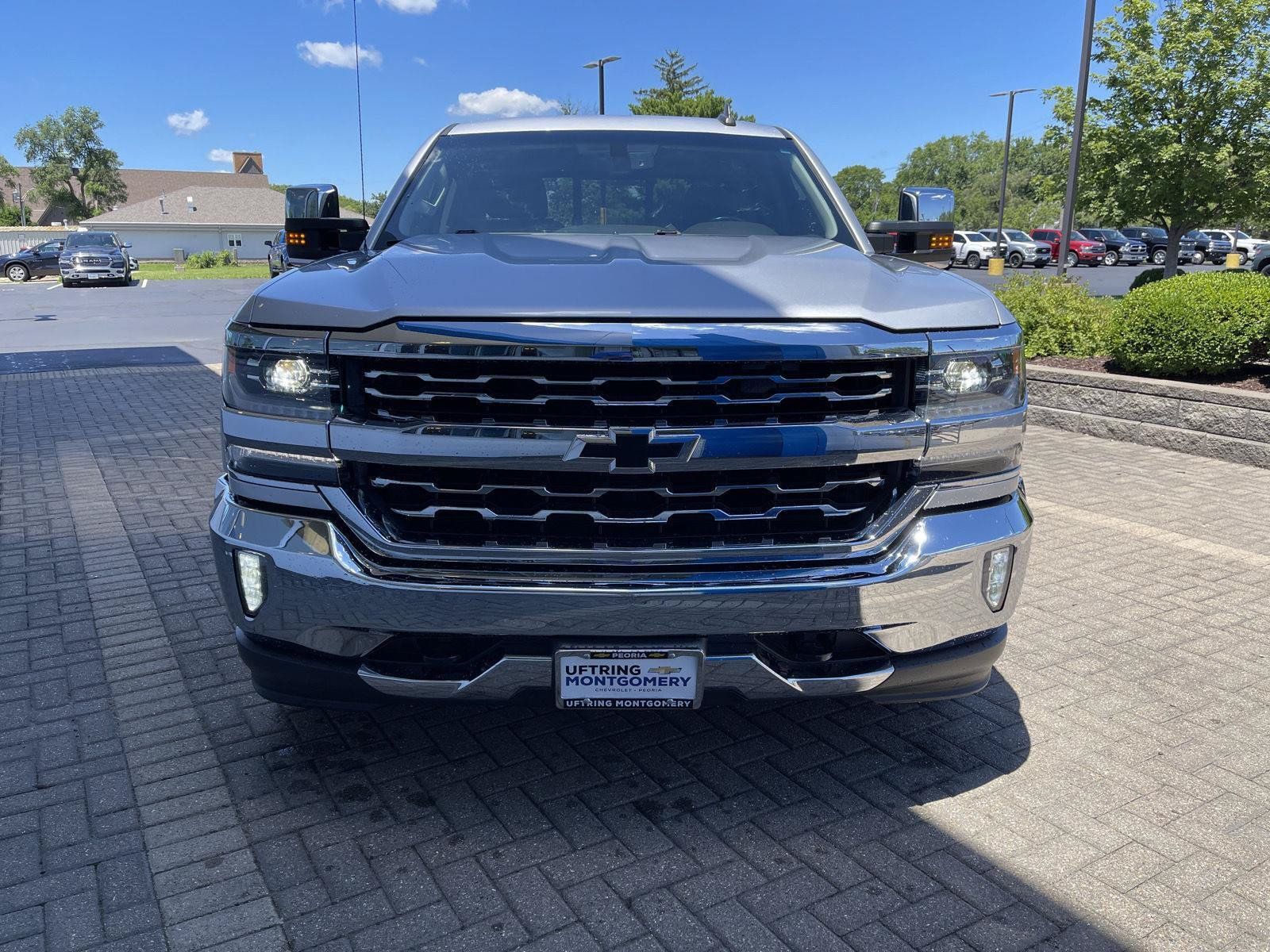Used 2018 Chevrolet Silverado 1500 LTZ w/ Max Trailering Package AWD/4WD image 8