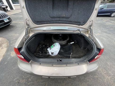 Used 2006 Buick LaCrosse CX FWD image 25