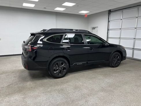 Used 2022 Subaru Outback Onyx Edition XT w/ Popular Package #2 AWD/4WD image 12