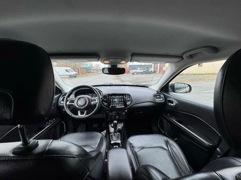 Used 2018 Jeep Compass Limited w/ Navigation Group image 28