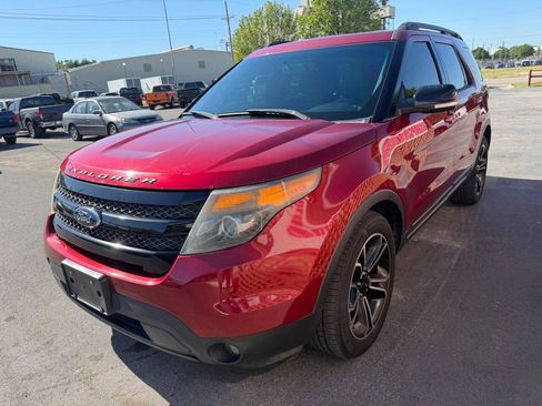 Used 2015 Ford Explorer Sport w/ Equipment Group 401A AWD/4WD image 4