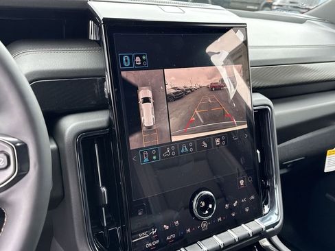 New 2026 GMC Yukon AT4 w/ AT4 Premium Plus Package AWD/4WD image 26