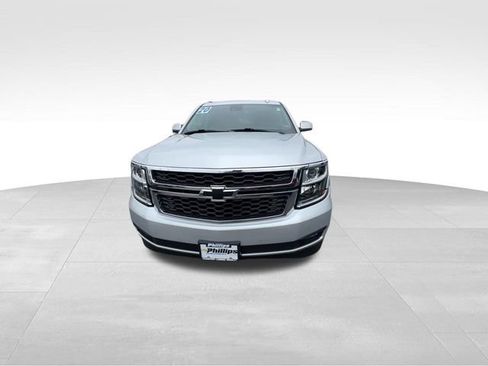 Certified 2020 Chevrolet Suburban LT w/ Luxury Package AWD/4WD image 3