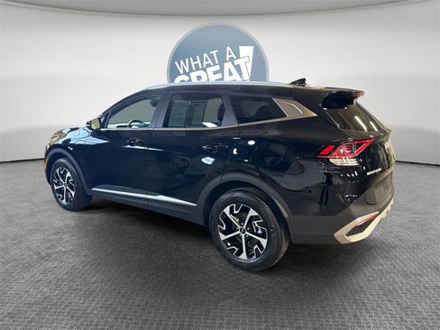 Certified 2024 Kia Sportage EX image 6