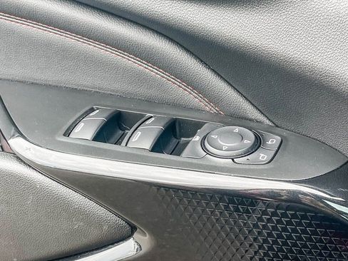 Certified 2024 Chevrolet Trax RS w/ Driver Confidence Package image 42