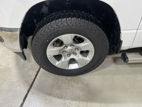 Certified 2019 RAM 1500 Big Horn AWD/4WD image 10